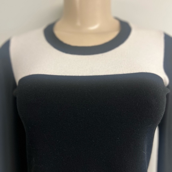 Theory Black and White Colorblock Blouse - Picture 3 of 5